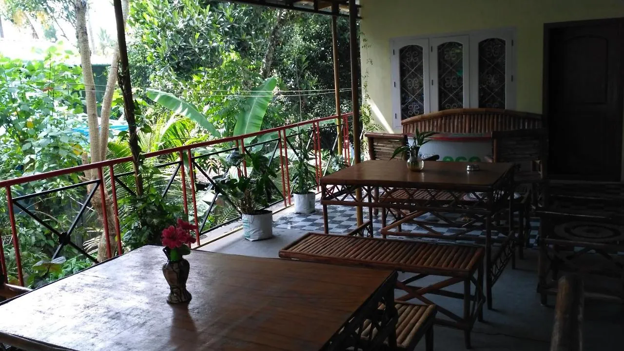 Silent Summit Cottage Kumarakom Inde